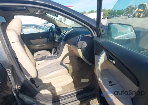 2010 GMC Acadia Slt-1 z USA, uszkodzony, nr VIN 1GKLRMED8AJ126208